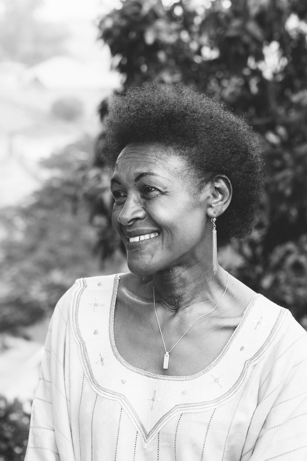 4_profile pic of Yolande to go with bio.jpg